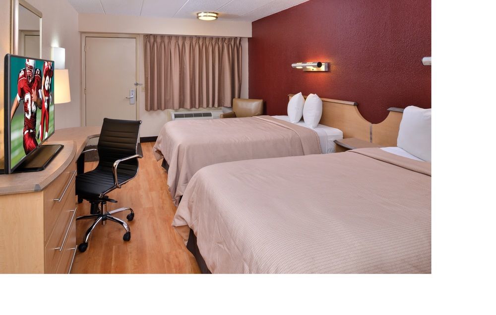 Red Roof Inn Plus+ Chicago - Willowbrook Exterior foto